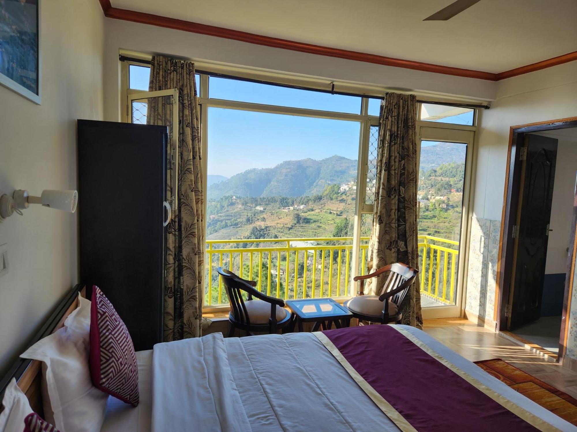 Mountain Golden Ray Apartamento Mukteshwar Exterior foto