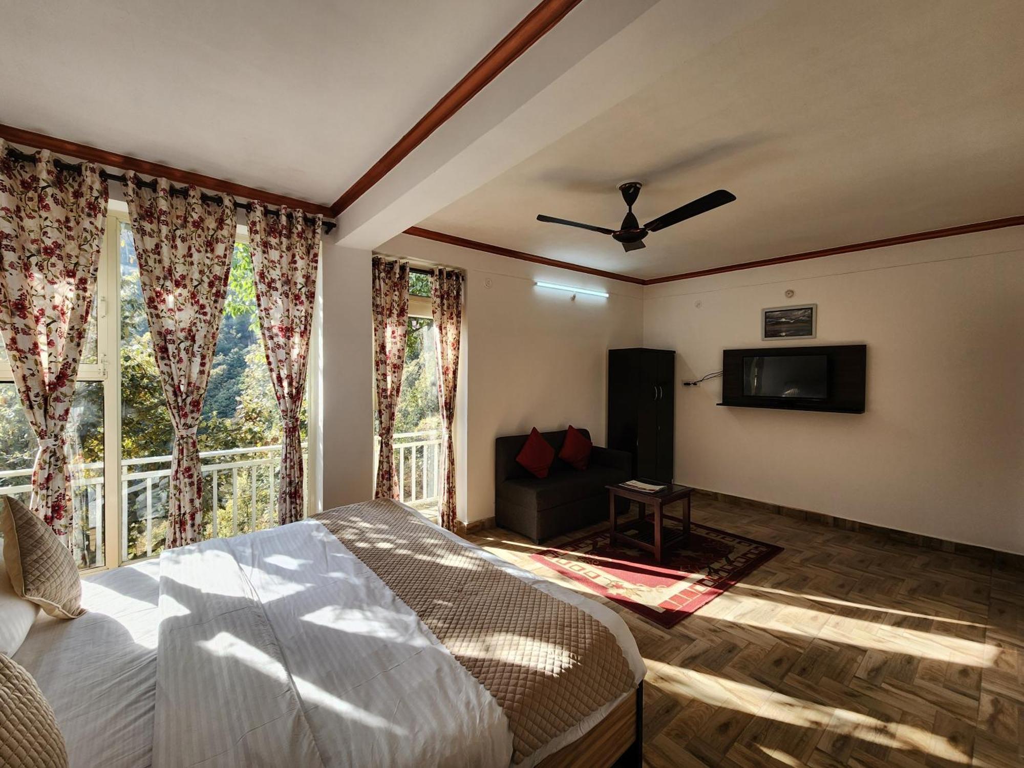 Mountain Golden Ray Apartamento Mukteshwar Exterior foto