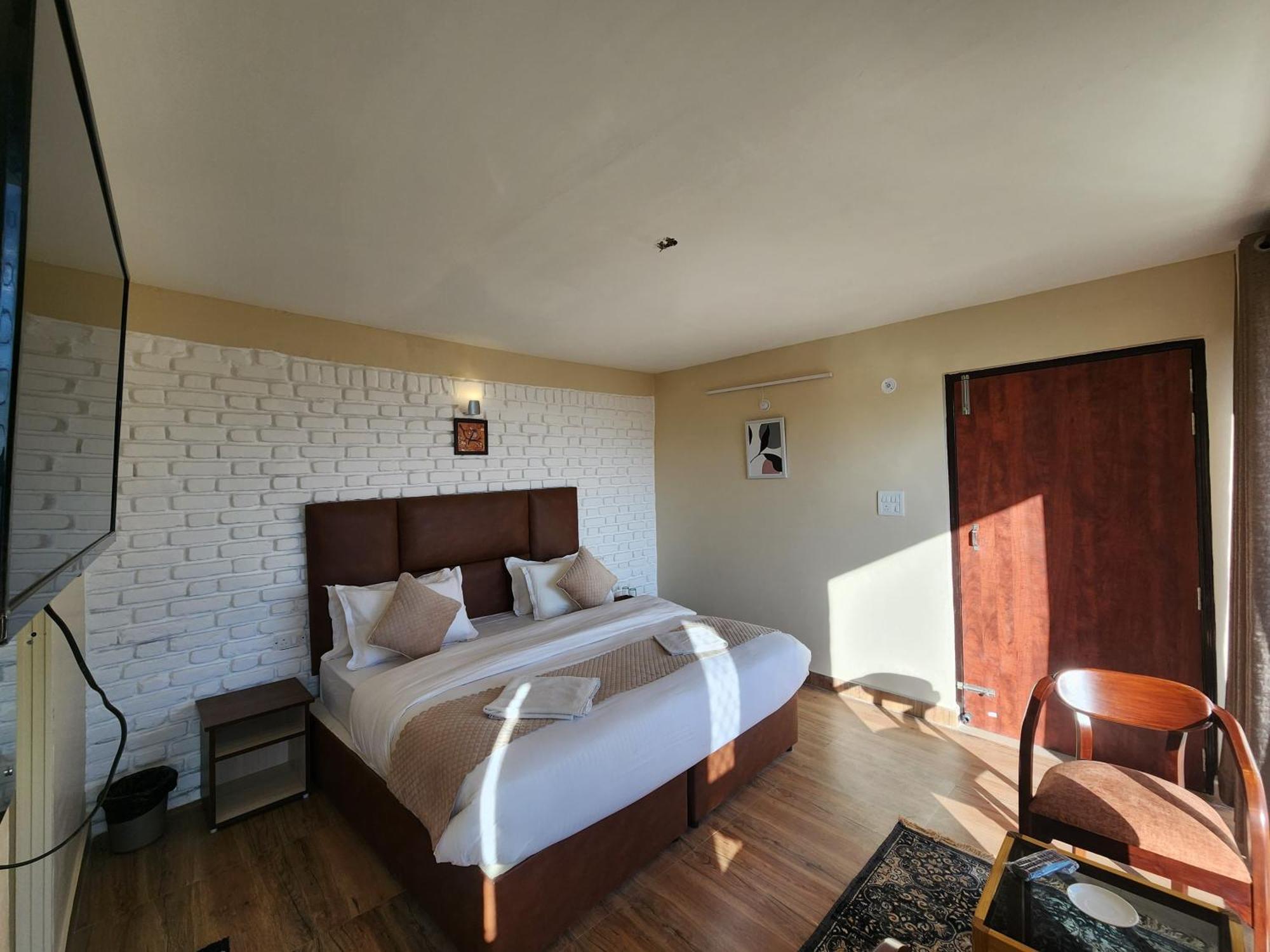 Mountain Golden Ray Apartamento Mukteshwar Exterior foto