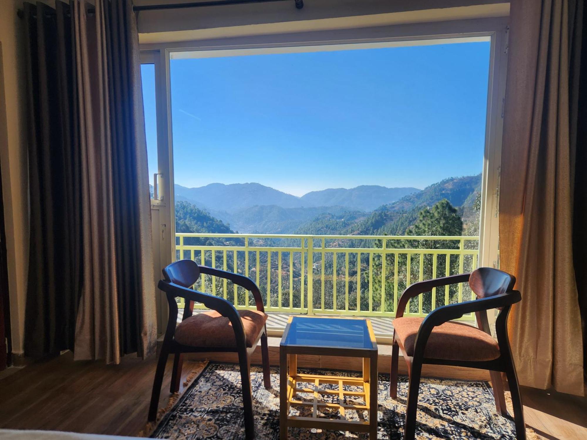 Mountain Golden Ray Apartamento Mukteshwar Exterior foto